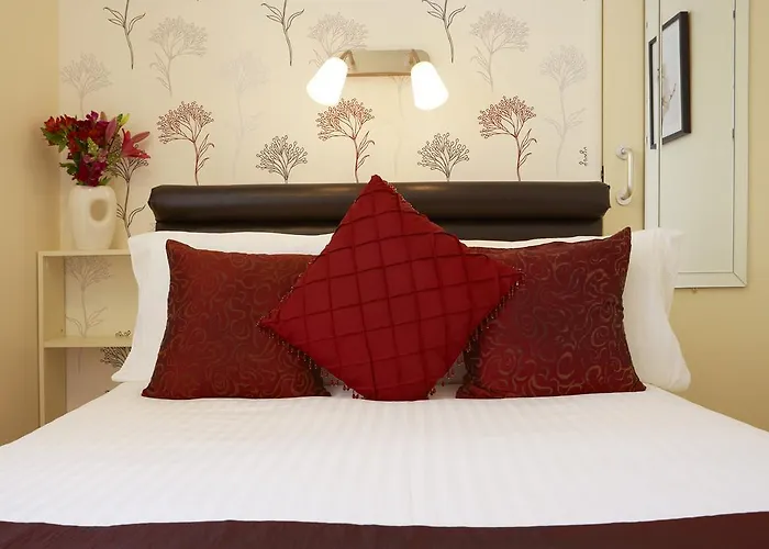 Howdale Guest house 3*